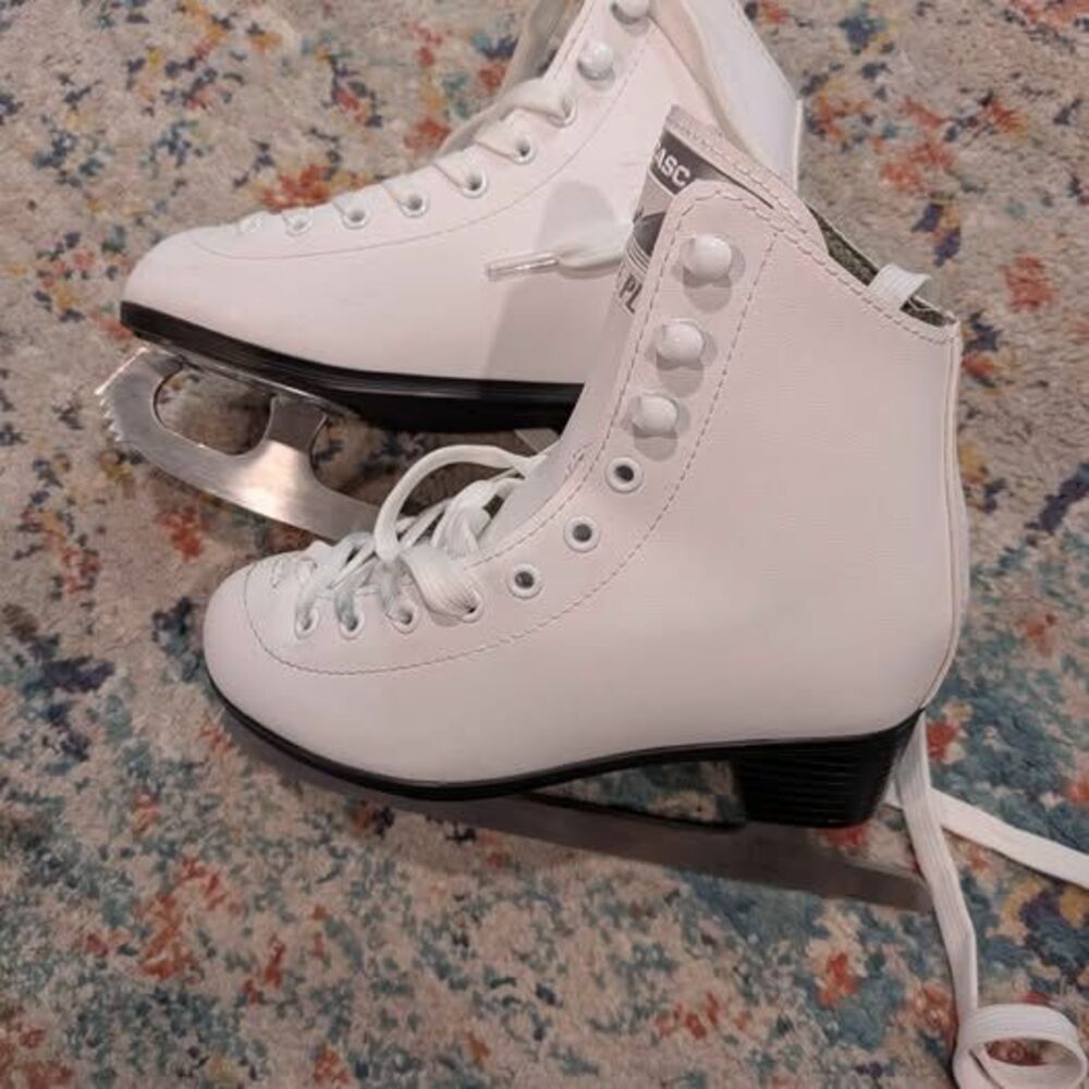 Youth Size 1 Ice Skates